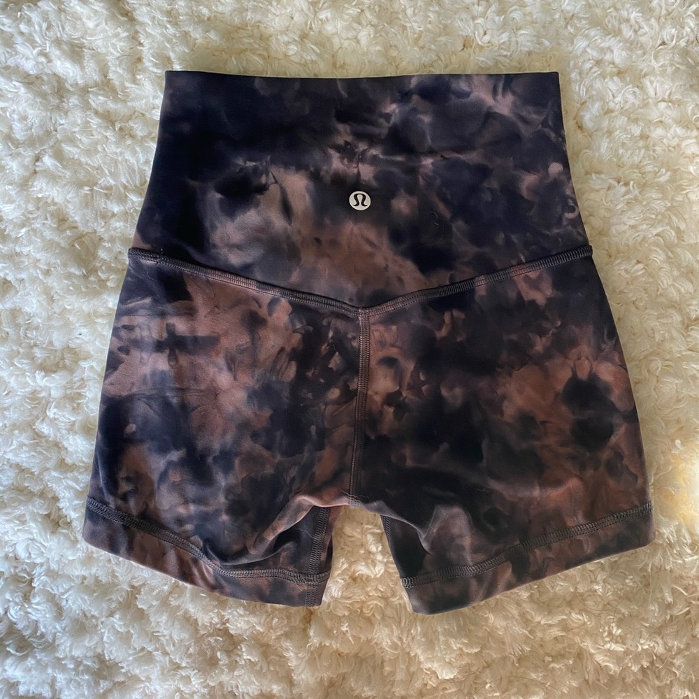 Lululemon Diamond Dye Align Short Pastel Pink